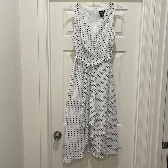 NWT DKNY Midi Faux Wrap Chiffon/crepe Black & White Dress - Picture 3 of 12